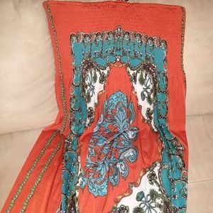 Short strapless dress